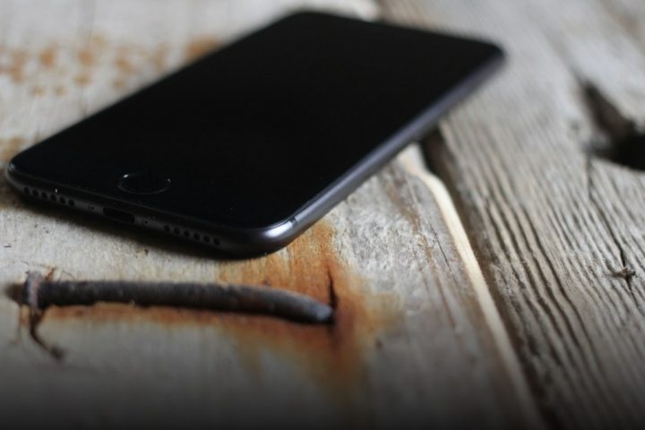 Por que o celular esquenta (foto: Magnus Jonasson, Unsplash)