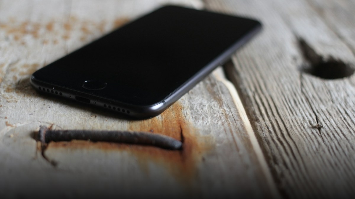 Por que o celular esquenta (foto: Magnus Jonasson, Unsplash)
