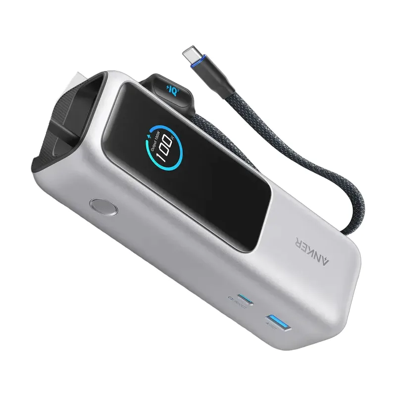 Power bank Anker 25.000 mAh prateado, com tela redonda mostrando 100% e cabo USB-C trançado embutido