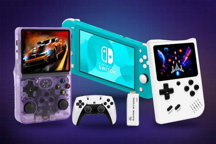 Console portátil R36S roxo, Nintendo Switch Lite turquesa, mini game Sup branco e o controle com o stick do Game Stick 4K sobre fundo violeta
